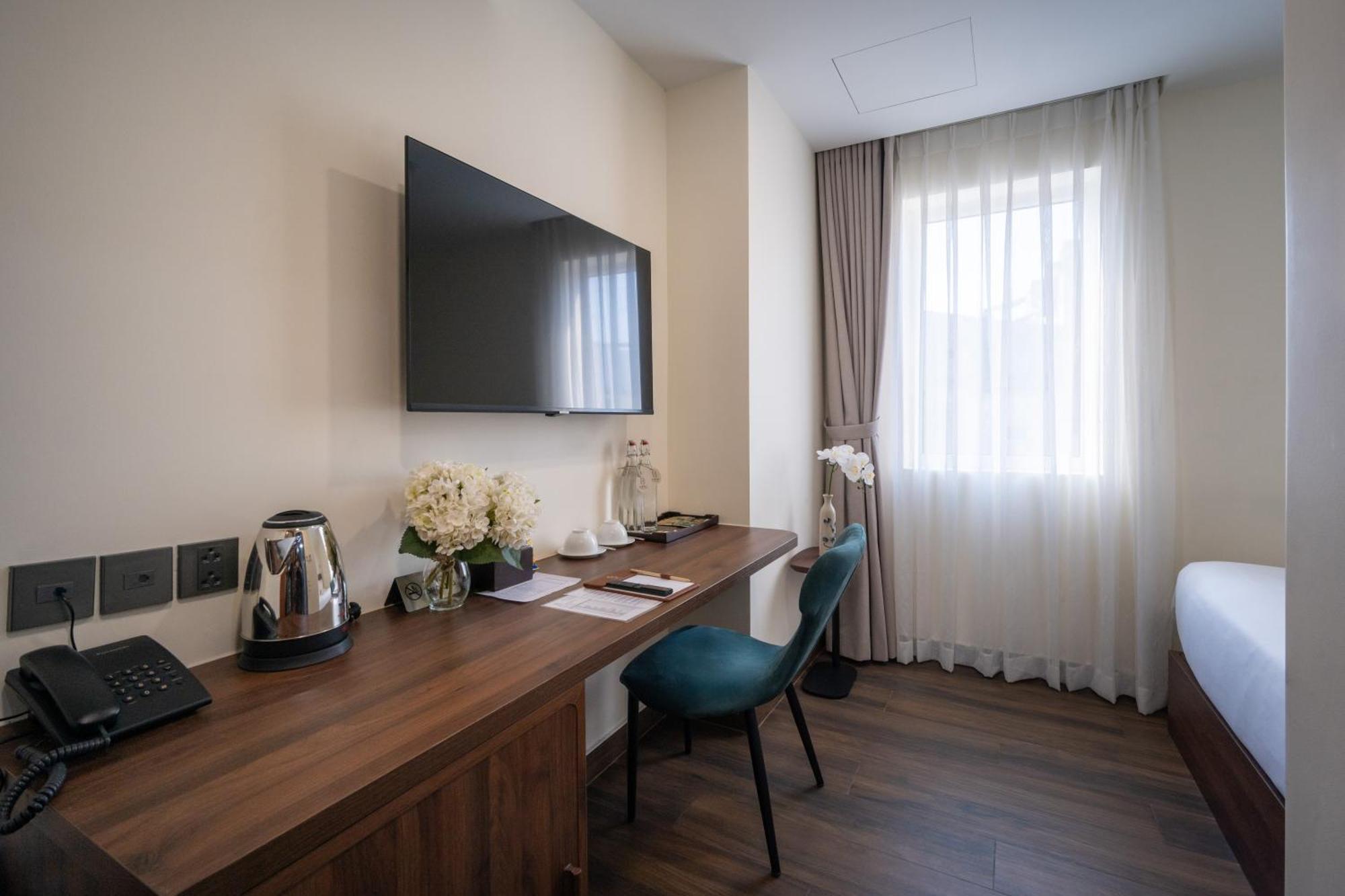 Hato Saigon Boutique Hotel & Rooftop Bandar Ho Chi Minh Luaran gambar
